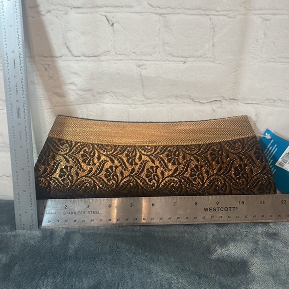 Kurta Company Clutch (India) - Picture 10 of 16